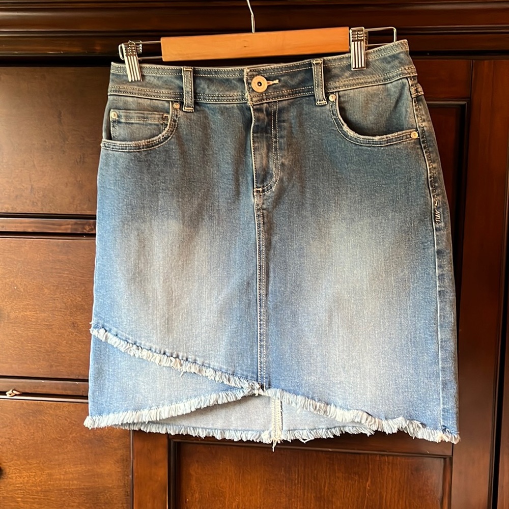 NWT Denim skirt. 19 inches from the waistband to the bottom.